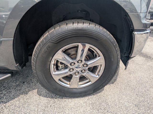 Used 2018 Ford F150 XLT w/ Equipment Group 302A Luxury AWD/4WD image 12