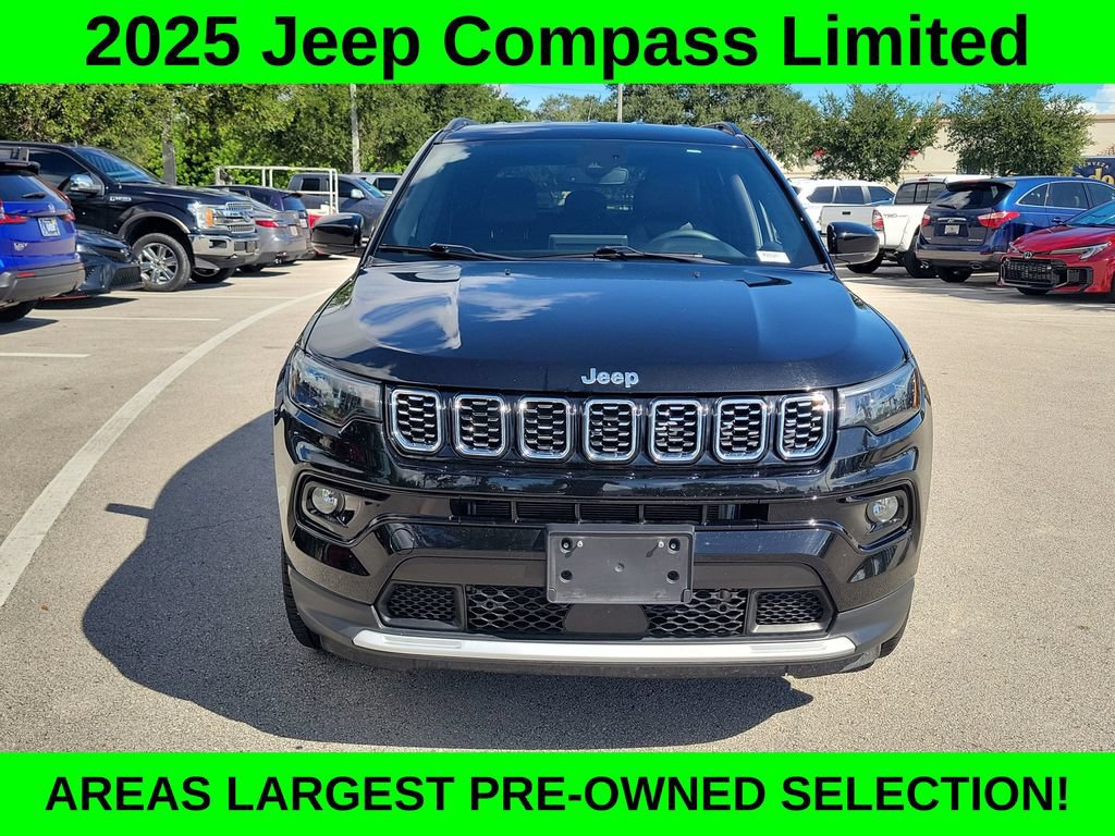 Used 2025 Jeep Compass Limited AWD/4WD image 2