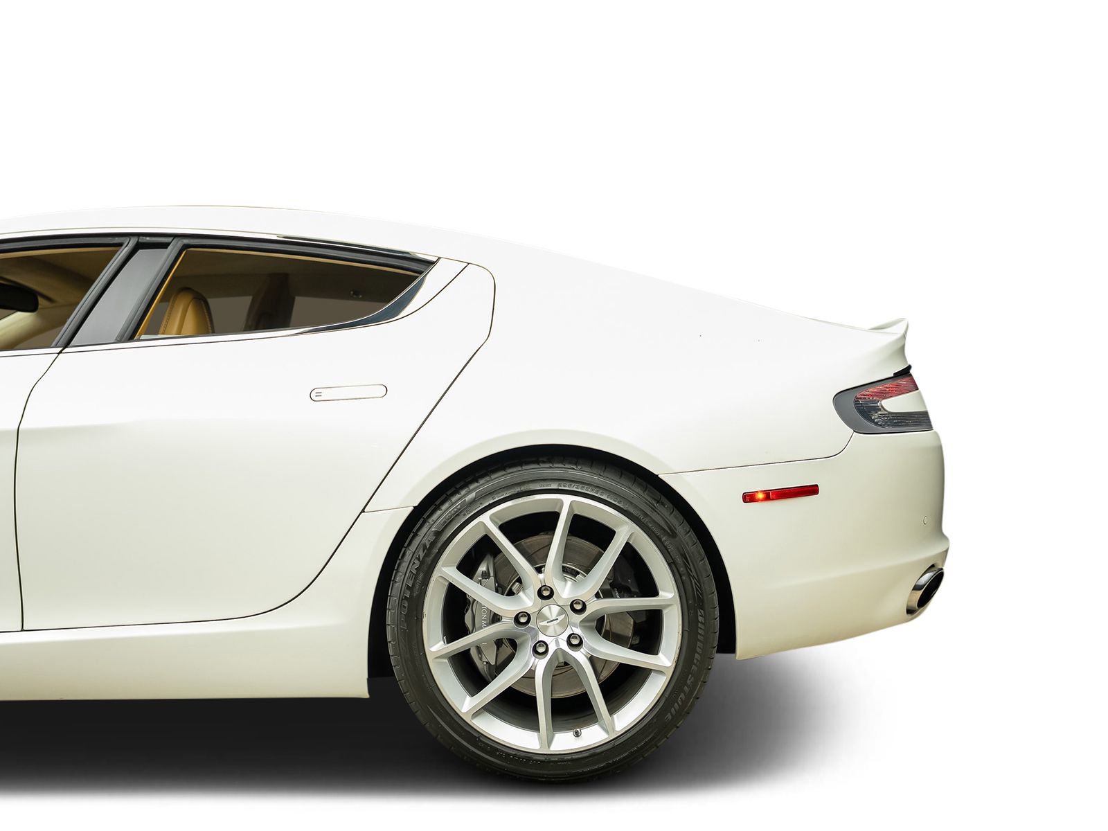 Used 2015 Aston Martin Rapide S RWD image 26