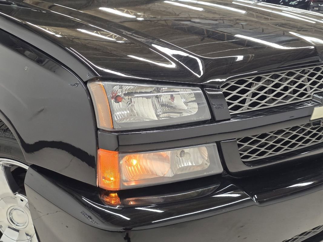 Used 2004 Chevrolet Silverado 1500 SS AWD/4WD image 41