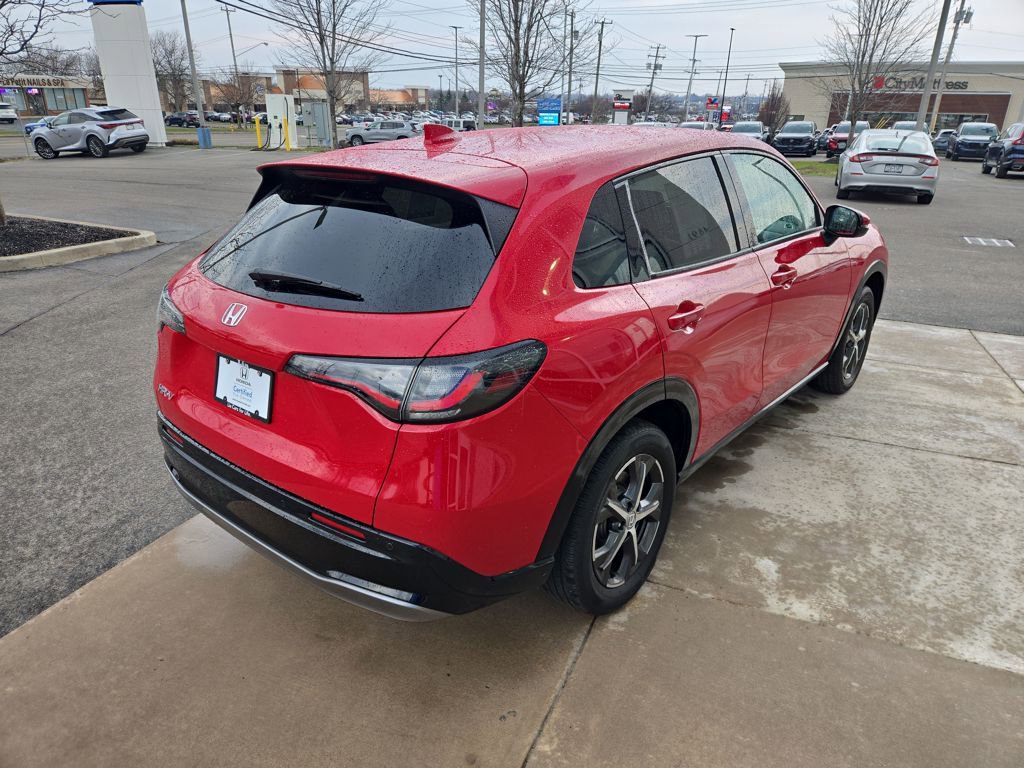 Certified 2024 Honda HR-V EX-L image 3