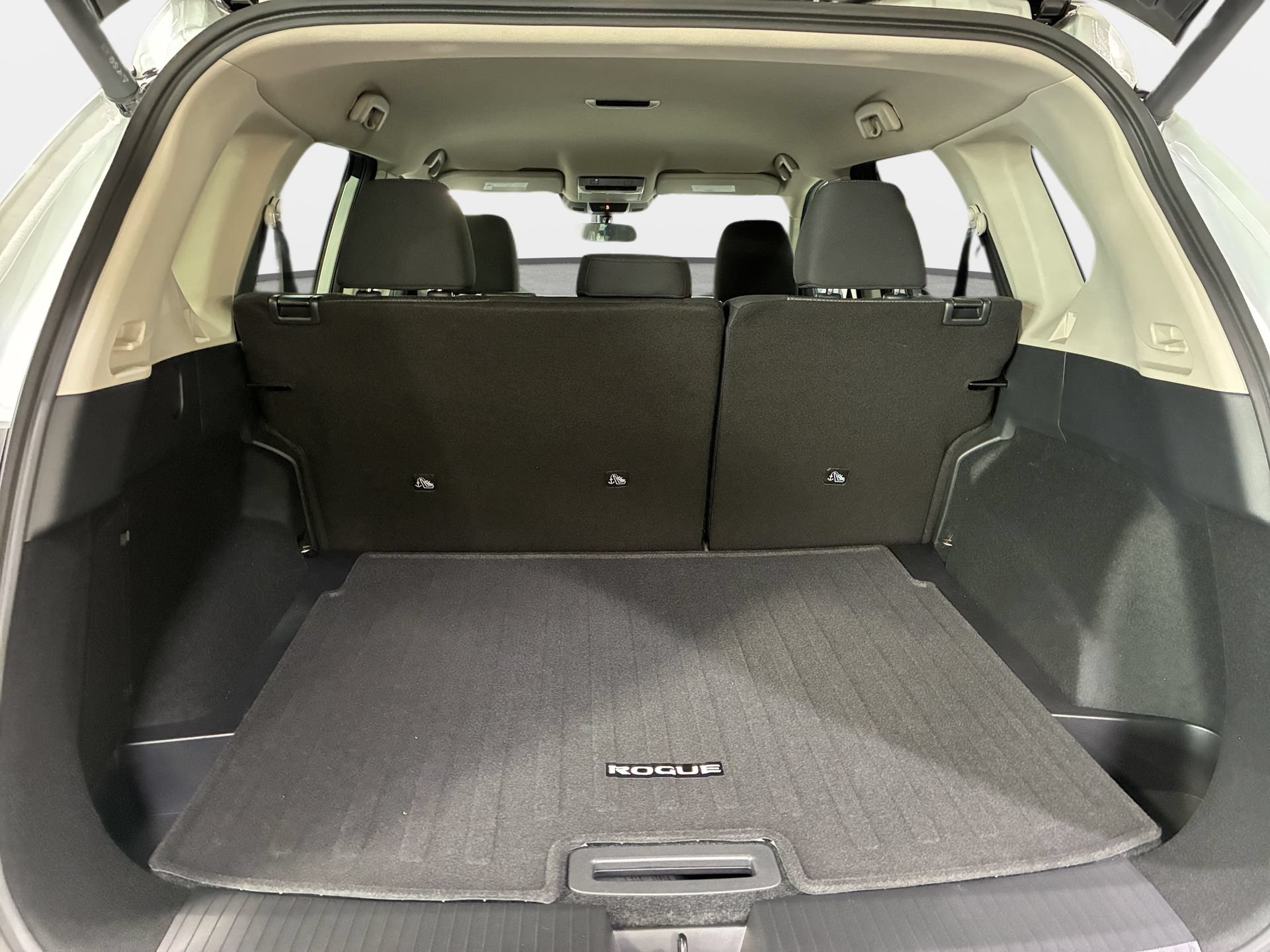 New 2026 Nissan Rogue SV w/ Cold Weather Package AWD/4WD image 12