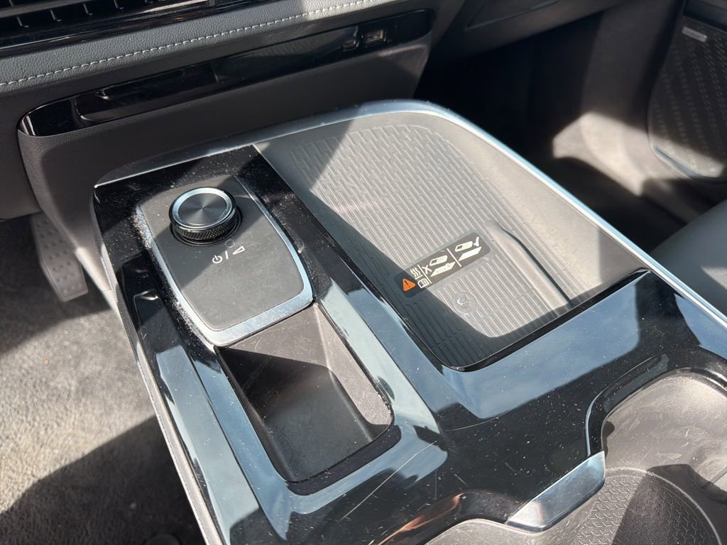 Used 2025 Buick Enclave Preferred image 24