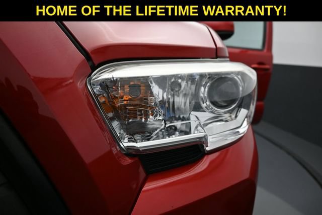 Used 2021 Toyota Tacoma SR AWD/4WD image 46