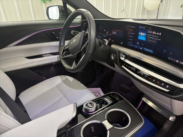 Certified 2024 Cadillac Lyriq Luxury RWD image 21