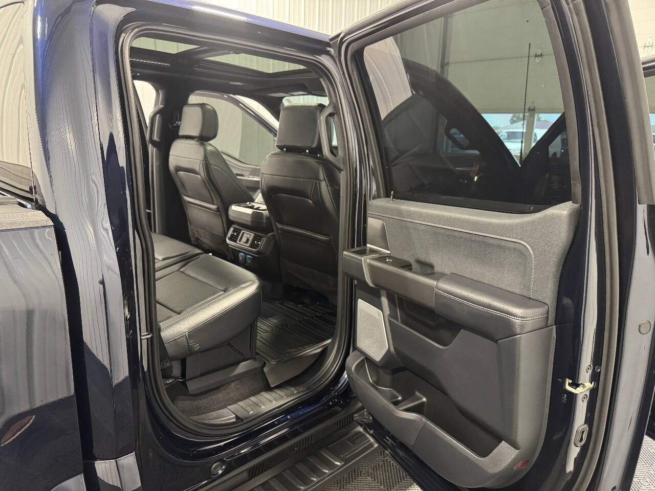 Used 2024 Ford F150 Lariat w/ Equipment Group 502A High AWD/4WD image 23