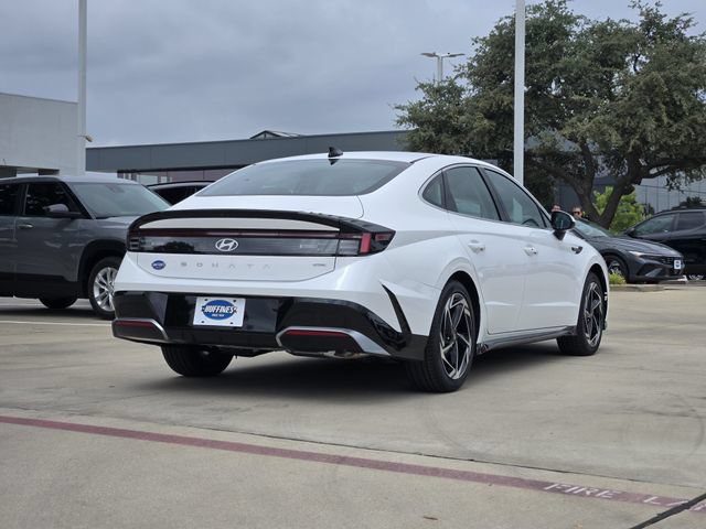 Certified 2026 Hyundai Sonata SEL AWD/4WD image 4