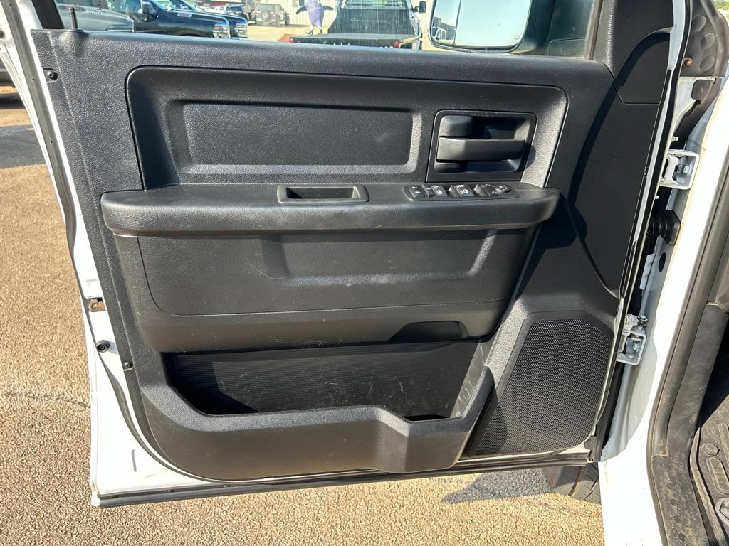 Used 2014 RAM 2500 Tradesman w/ Chrome Appearance Group AWD/4WD image 7