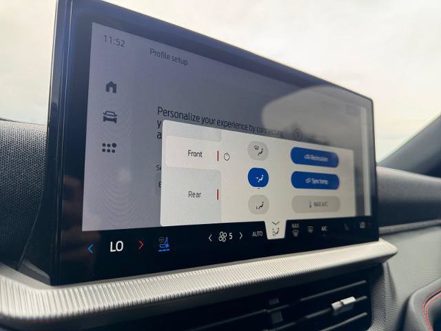 Certified 2025 Ford Explorer ST AWD/4WD image 28
