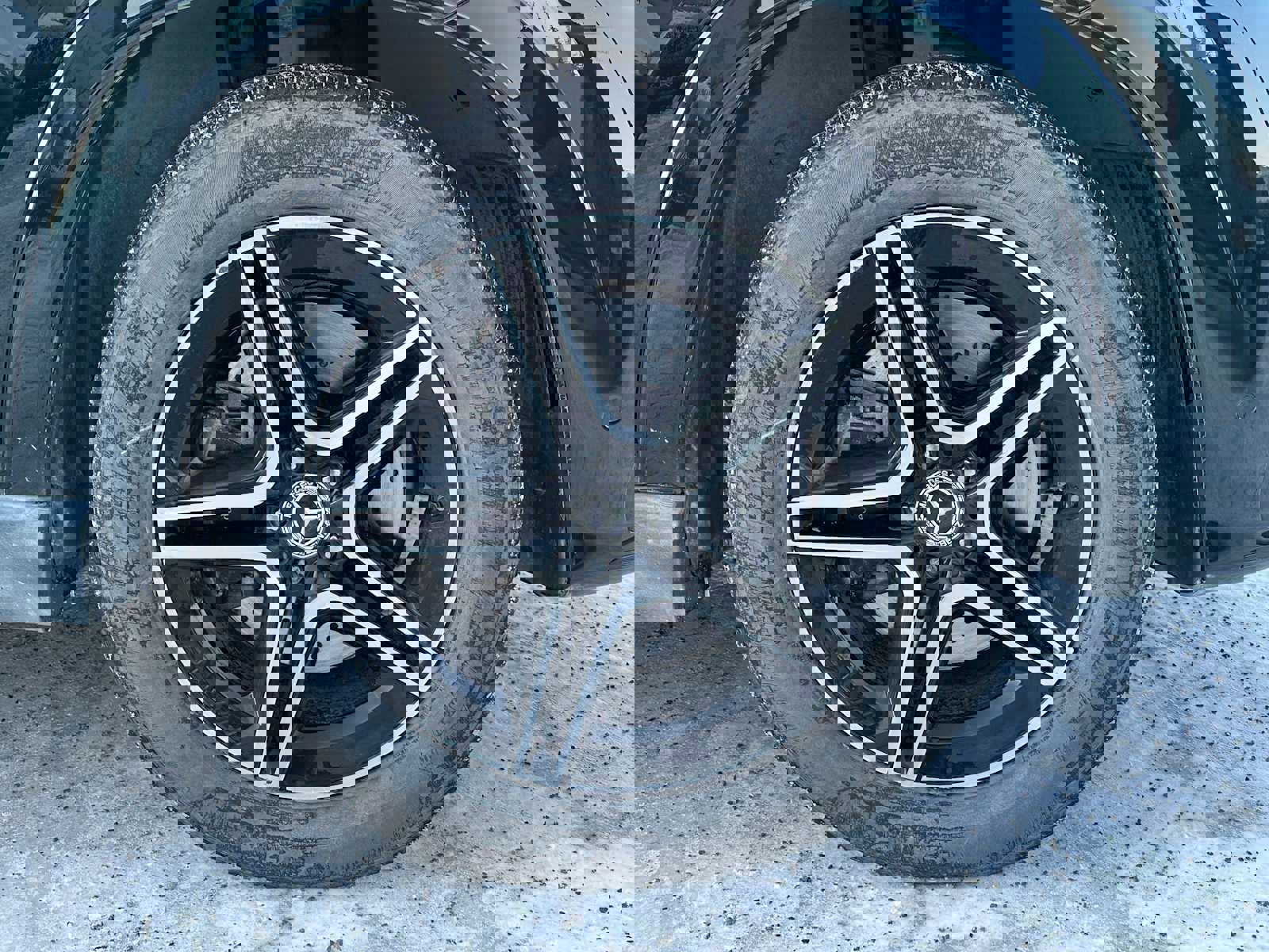 Used 2024 Mercedes-Benz GLE 450 4MATIC image 9