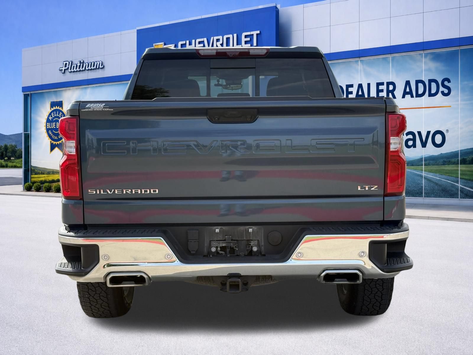 Used 2024 Chevrolet Silverado 1500 LTZ AWD/4WD image 6