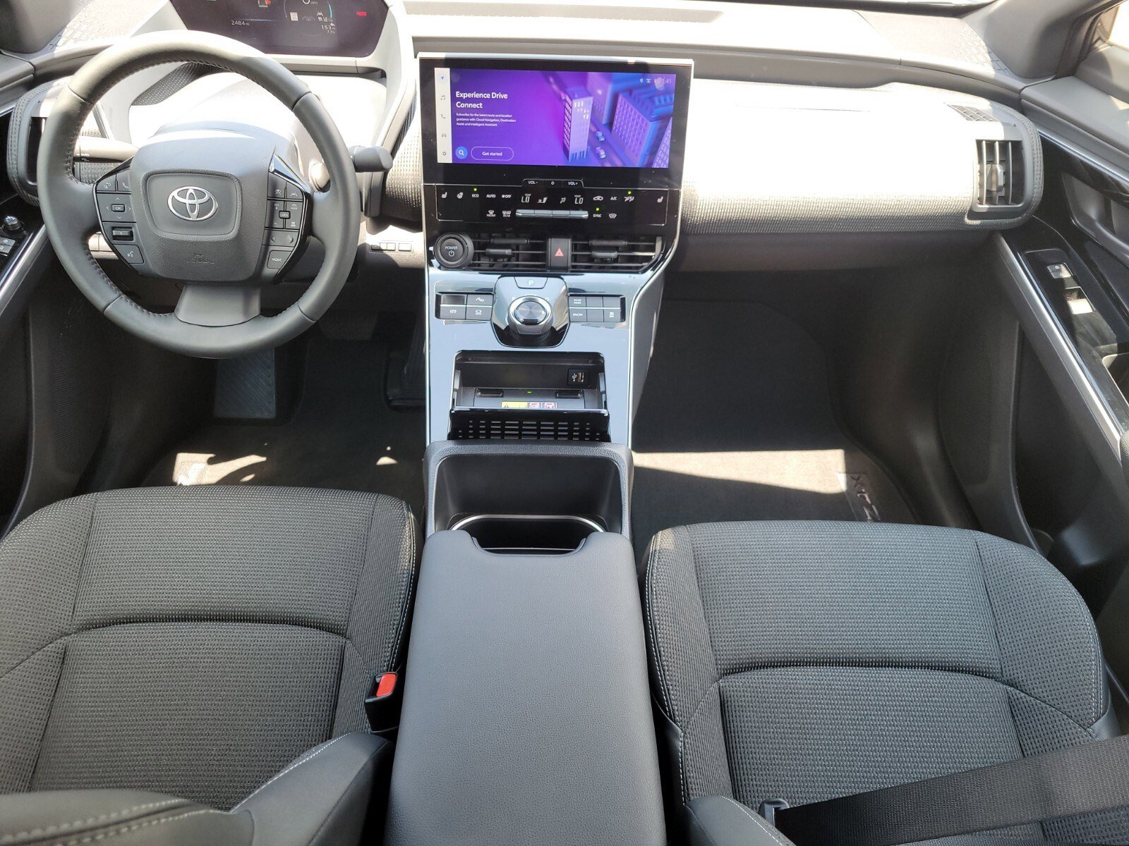 Used 2025 Toyota bZ4X FWD image 13