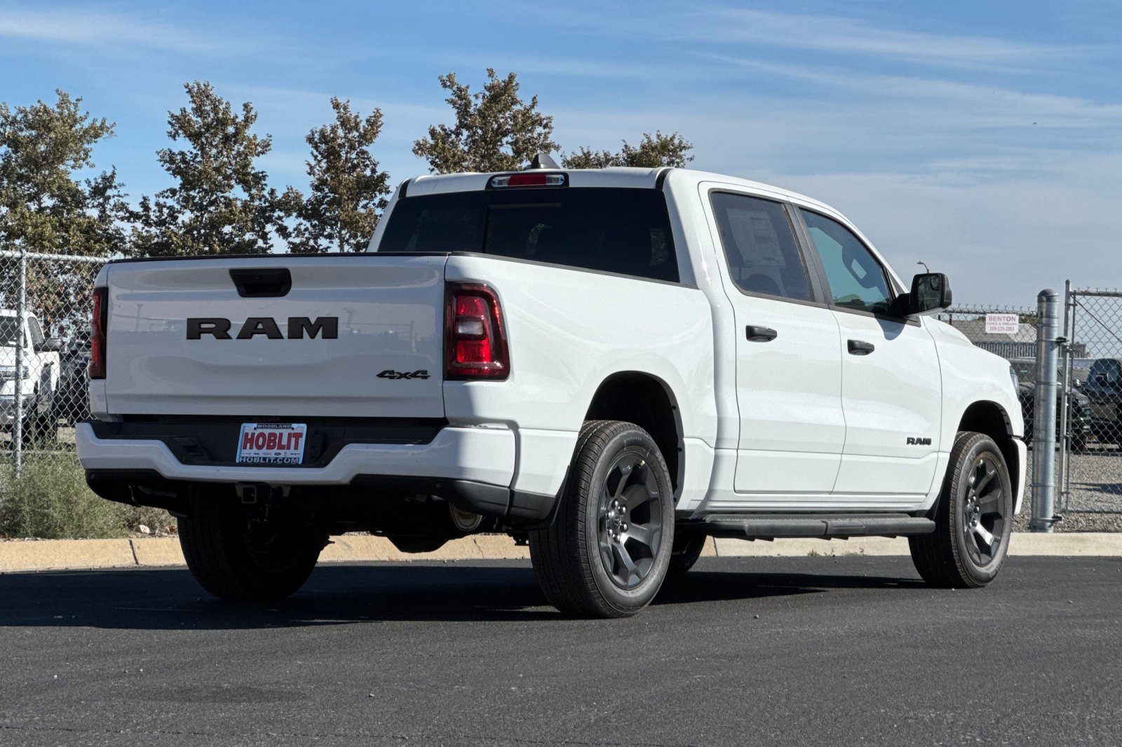New 2026 RAM 1500 Express AWD/4WD image 3