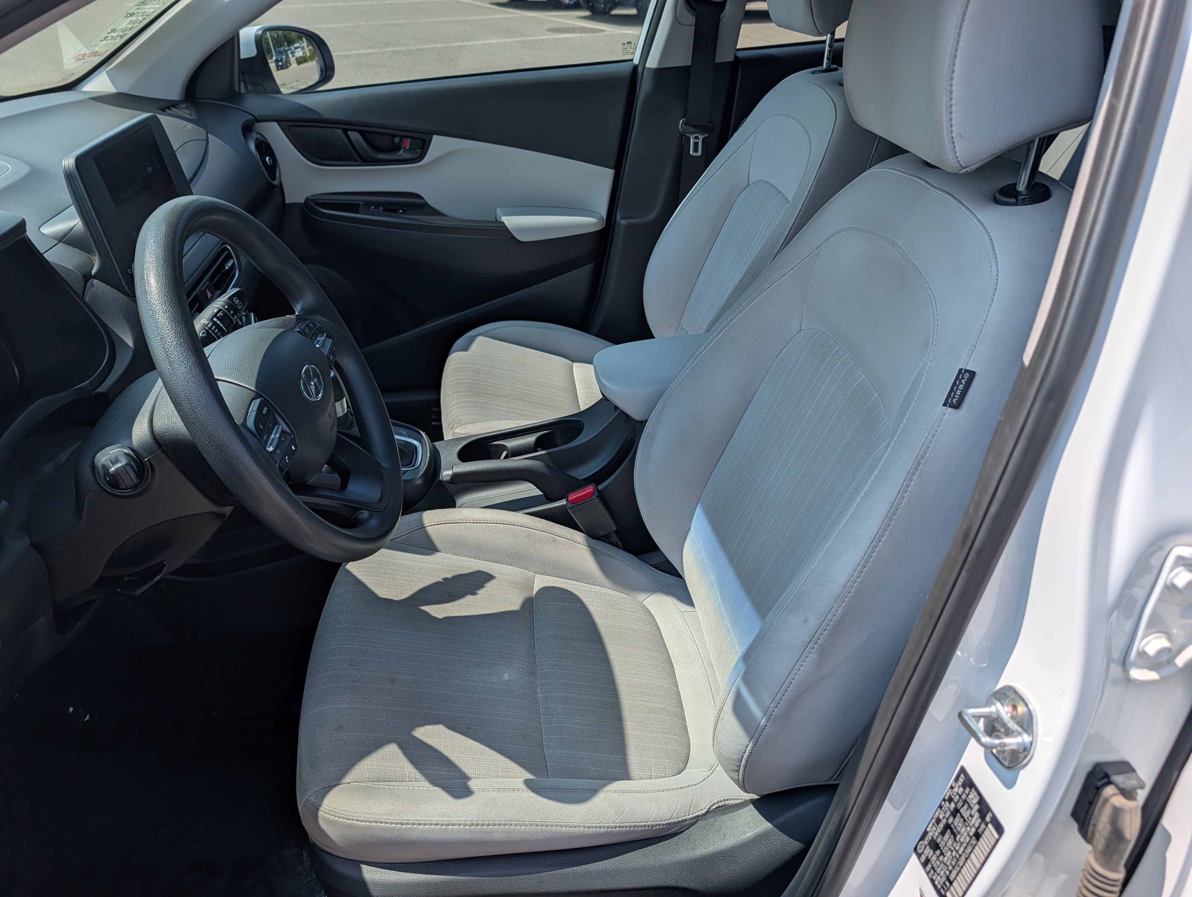 Used 2023 Hyundai Kona SEL w/ Cargo Package AWD/4WD image 19