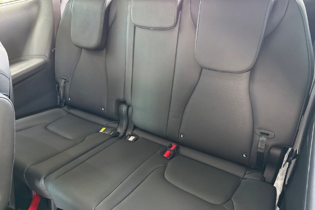 New 2027 Kia Carnival SX Prestige FWD image 17