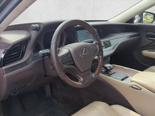 Used 2018 Lexus LS 500 AWD w/ Interior Upgrade Package image 9