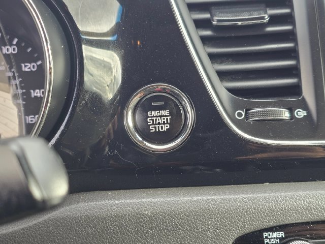 Used 2018 Kia Sedona SX FWD image 27