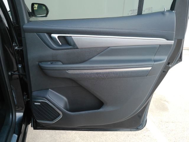 Used 2025 Buick Enclave Preferred image 25