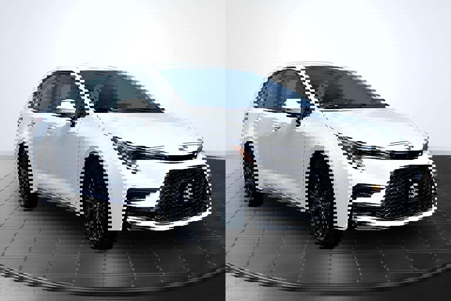 Used 2025 Toyota Corolla SE FWD image 22