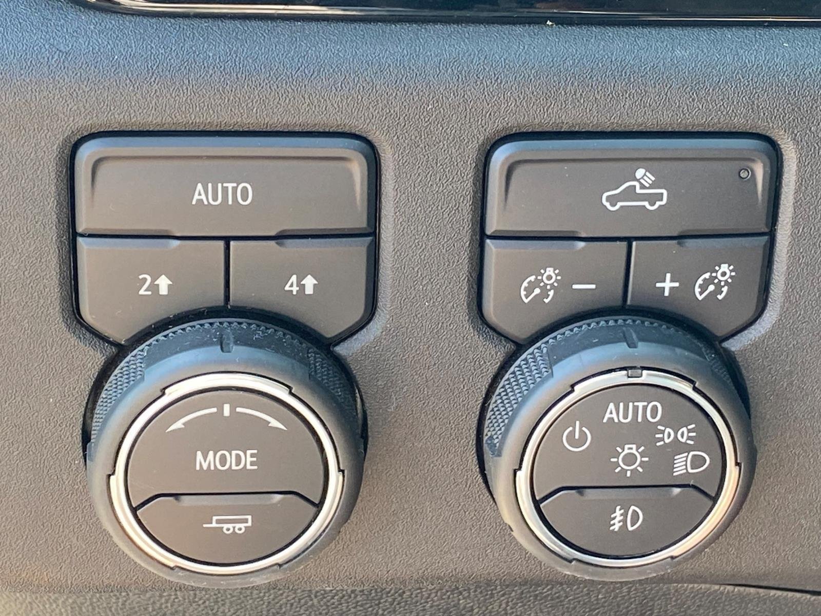 Certified 2024 Chevrolet Silverado 1500 RST w/ LPO, Dark Essentials Package AWD/4WD image 17