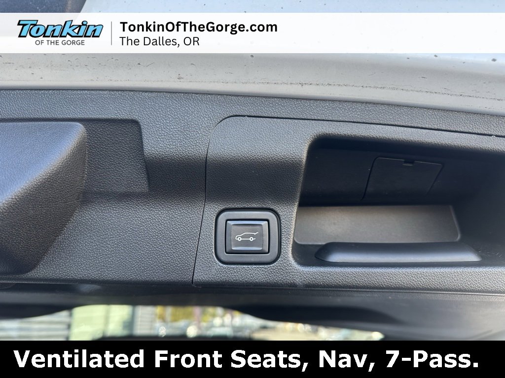 Used 2020 GMC Acadia Denali w/ Trailering Package image 6