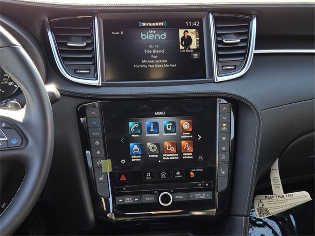 Certified 2025 INFINITI QX55 Luxe w/ Cargo Package image 18