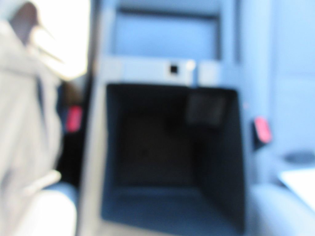 Used 2023 Nissan Frontier SV image 27