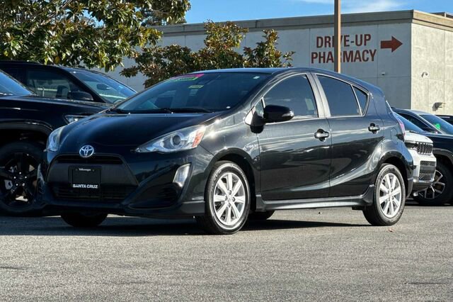Used 2017 Toyota Prius C Two image 8