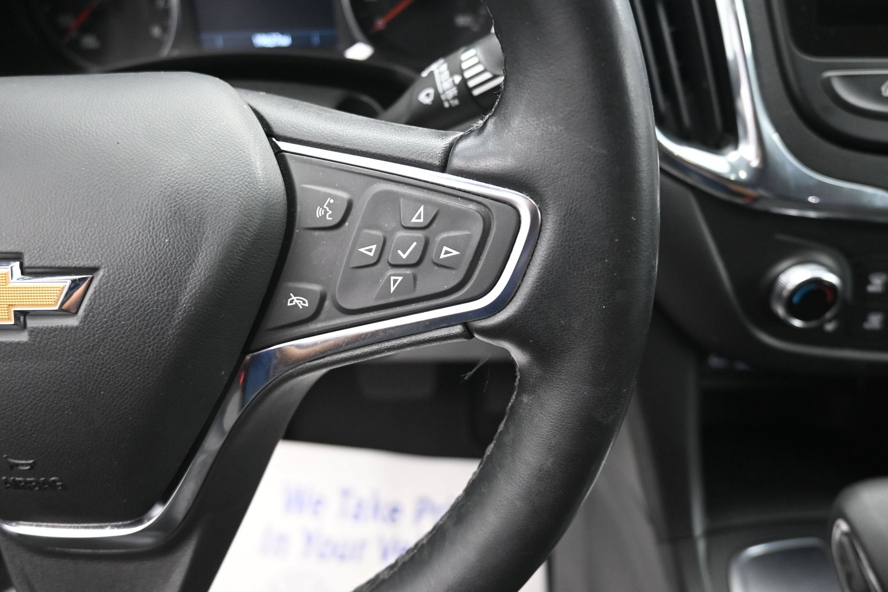 Used 2024 Chevrolet Equinox LT FWD image 13