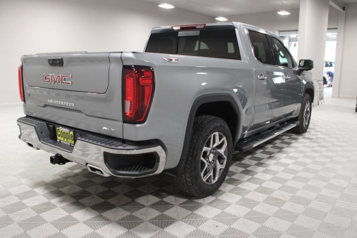 New 2026 GMC Sierra 1500 SLT w/ SLT Premium Plus Package AWD/4WD image 12