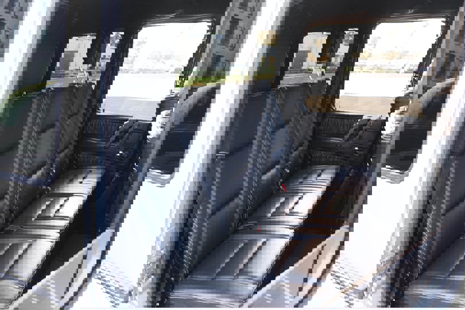 Used 2014 Mercedes-Benz G 63 AMG 4MATIC image 29