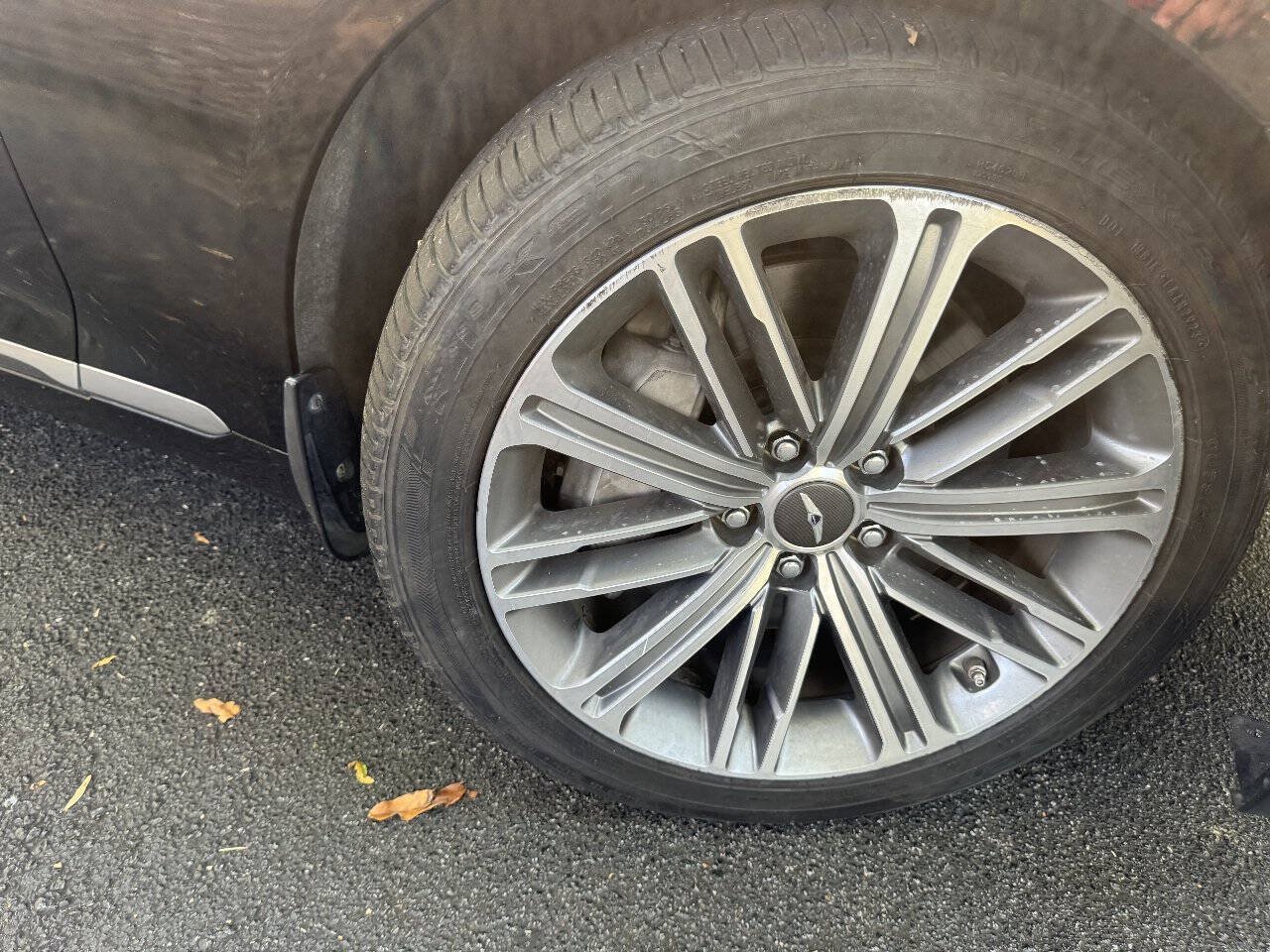 Used 2018 Genesis G80 3.8 w/ Option Group 02 AWD/4WD image 9