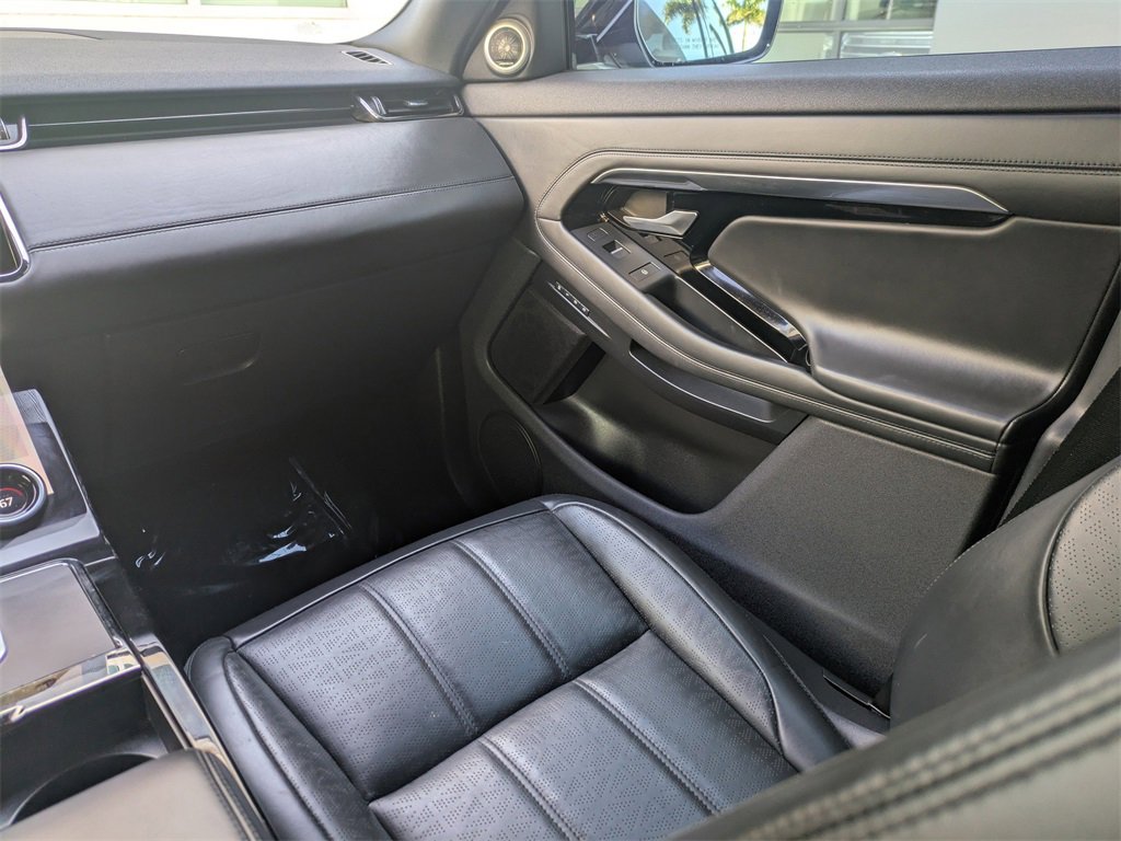 Used 2020 Land Rover Range Rover Evoque R-Dynamic HSE image 18