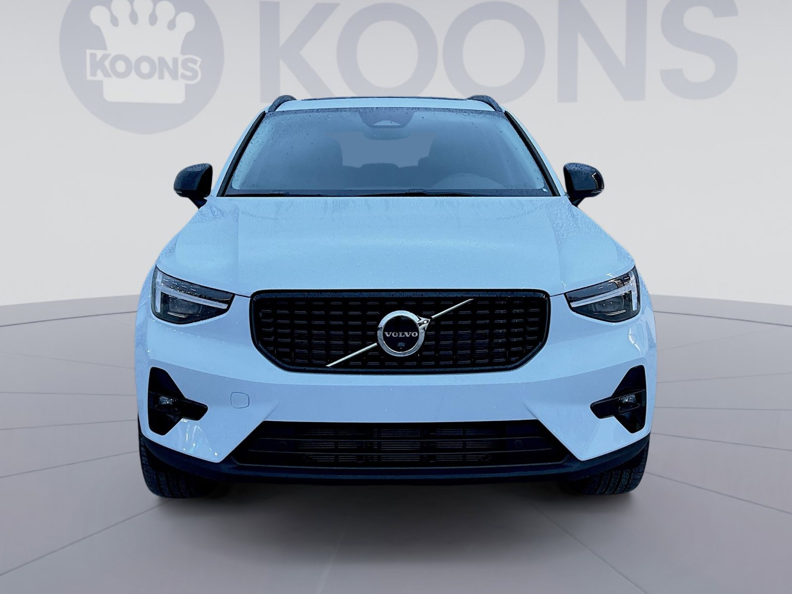 New 2026 Volvo XC40 B5 Plus w/ Protection Package Premier image 11