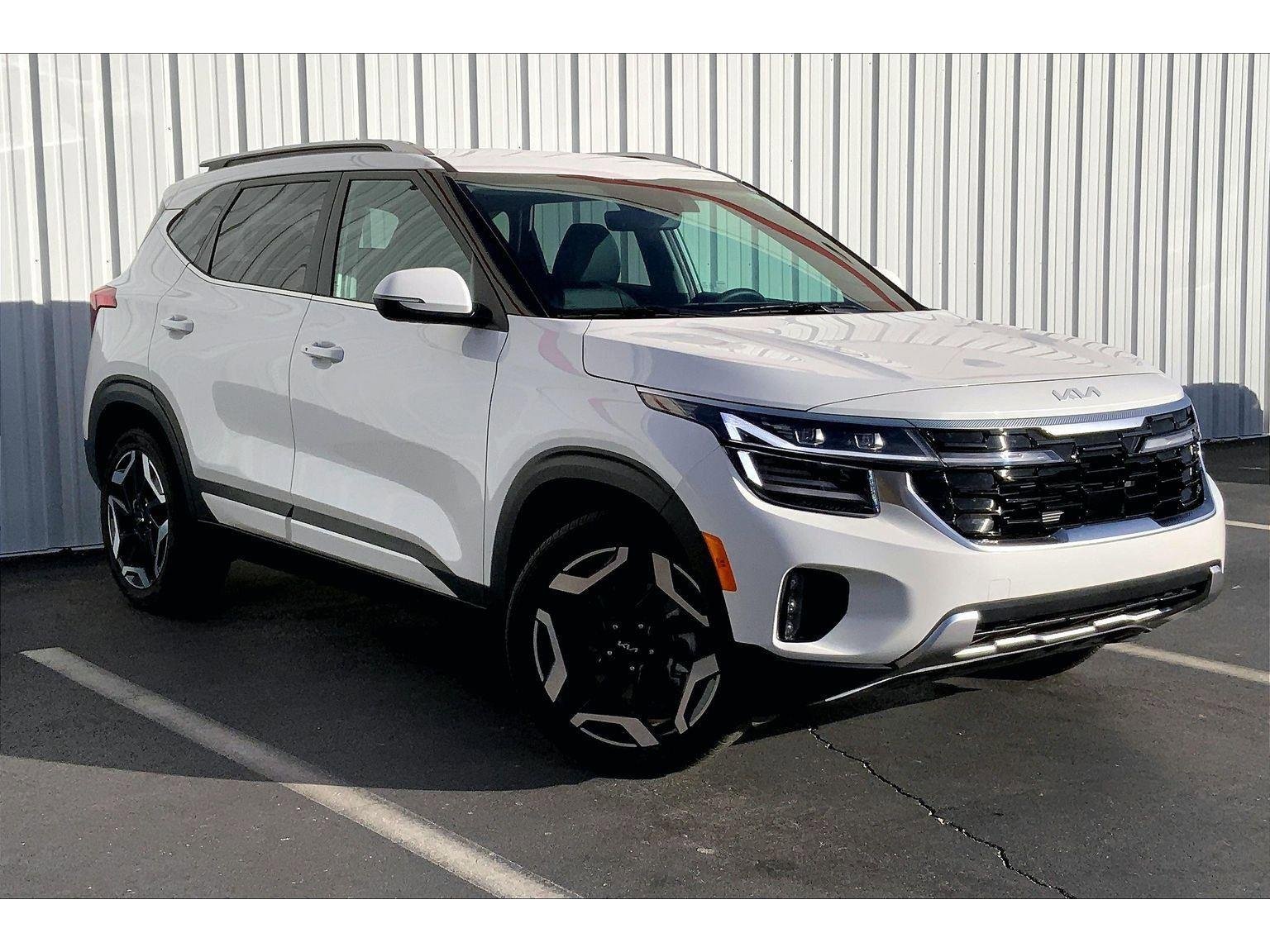 Used 2024 Kia Seltos SX image 29