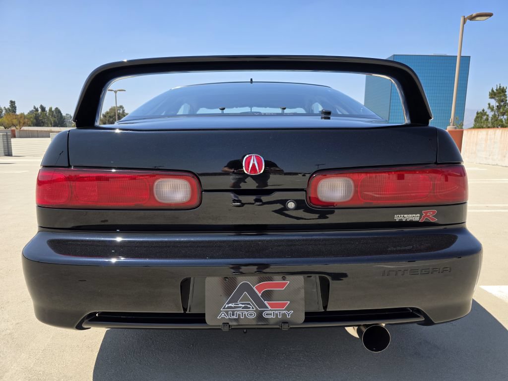 Used 2001 Acura Integra Type R FWD image 9