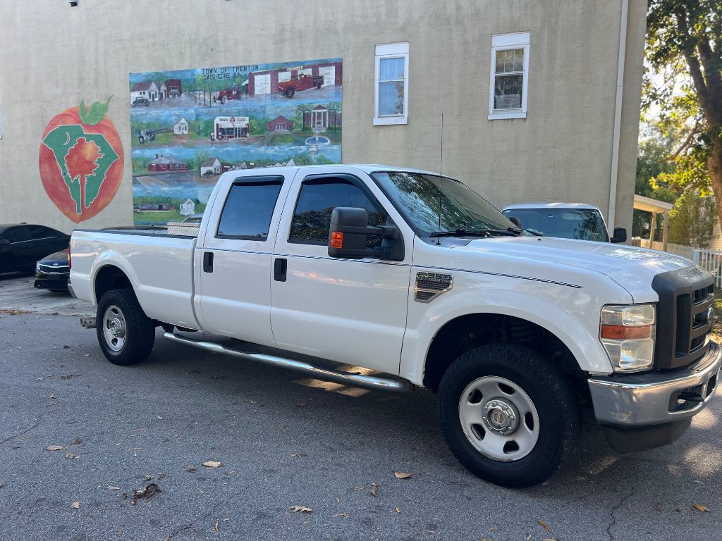 Used 2008 Ford F350 Lariat image 1
