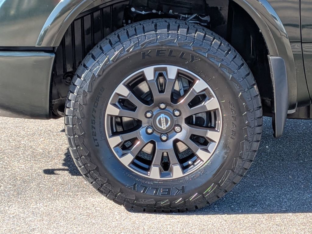 Used 2019 Nissan Titan PRO-4X w/ Pro-4x Convenience Package image 11