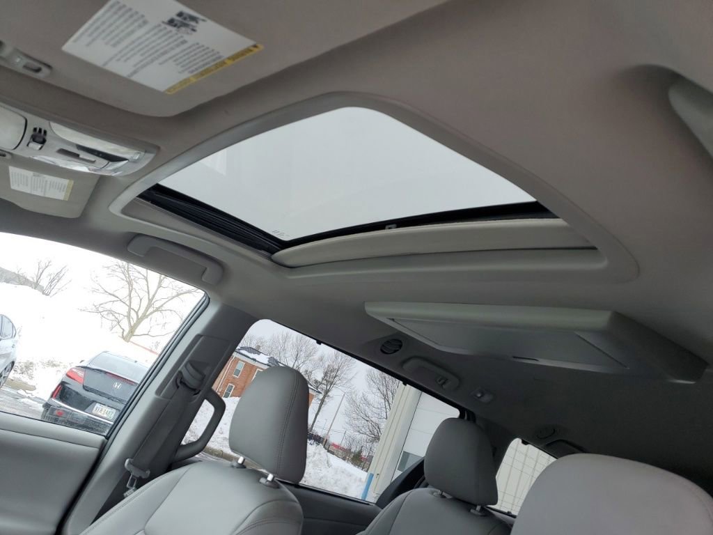Used 2015 Toyota Sienna XLE Premium image 22