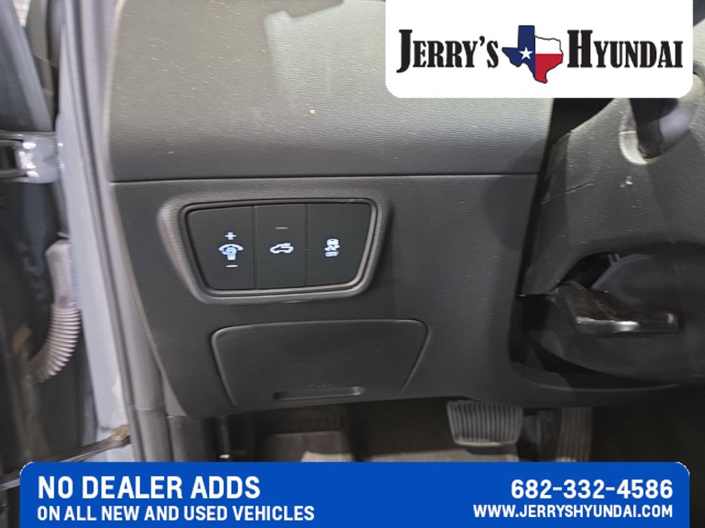 Used 2022 Hyundai Santa Cruz Limited AWD/4WD image 17