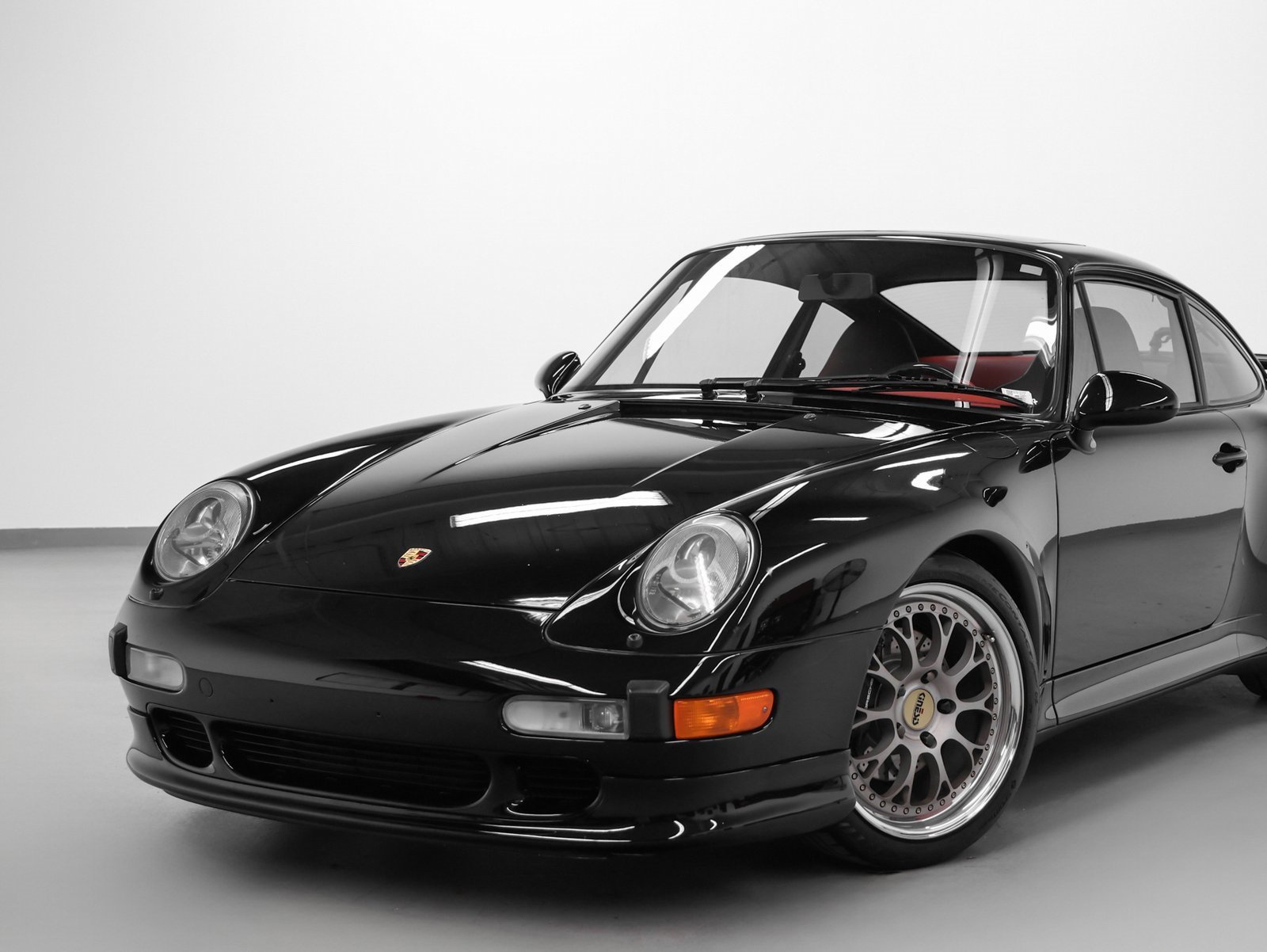 Used 1998 Porsche 911 Carrera S image 7