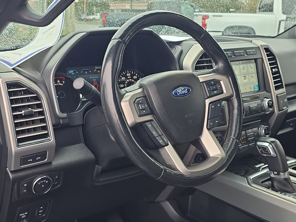 Used 2018 Ford F150 Platinum w/ Equipment Group 701A Luxury image 17