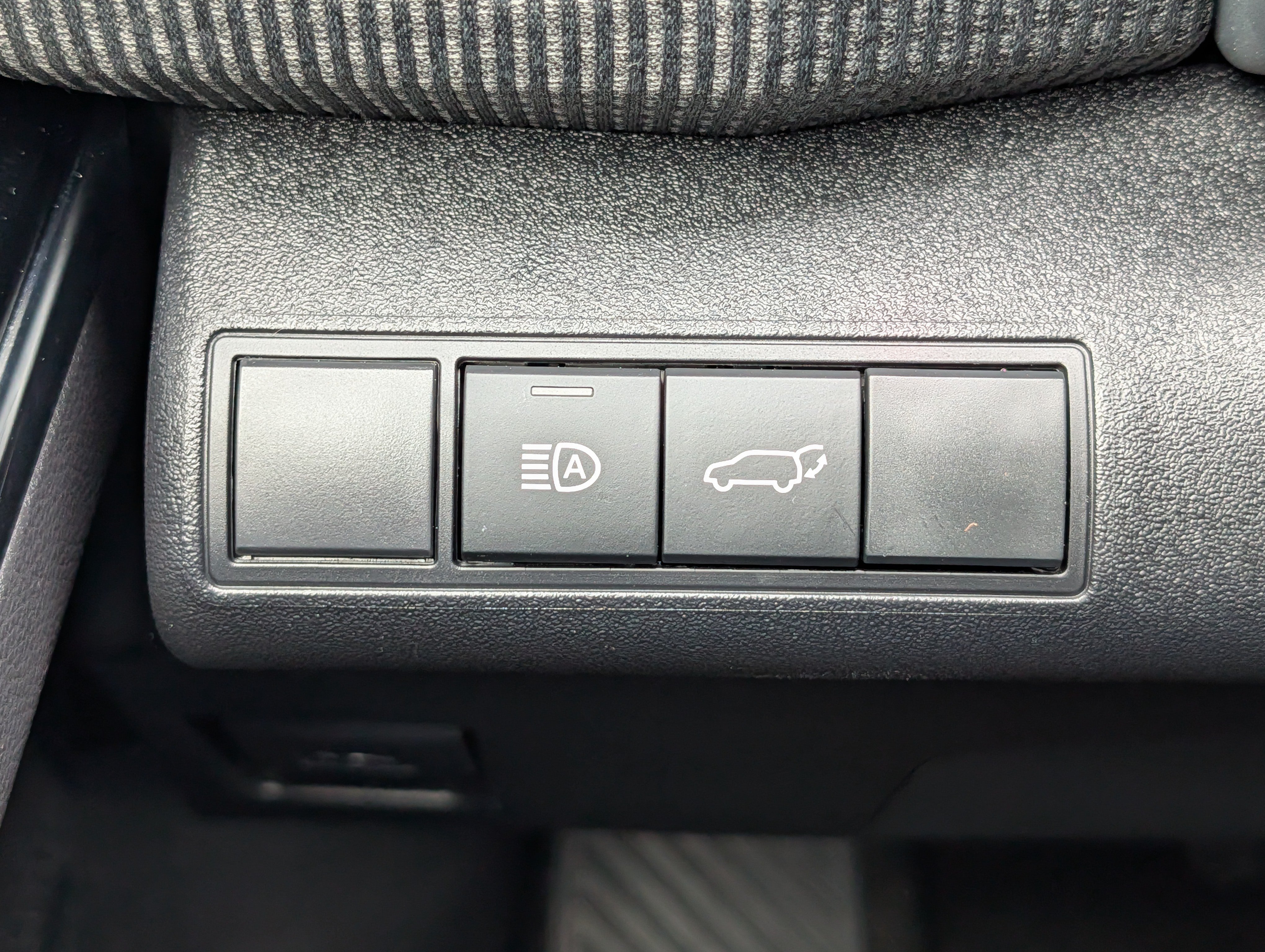 Certified 2023 Subaru Solterra AWD image 26