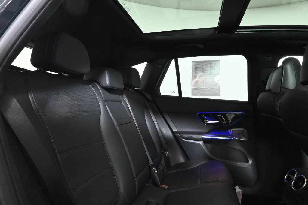 Certified 2026 Mercedes-Benz GLC 300 4MATIC image 32