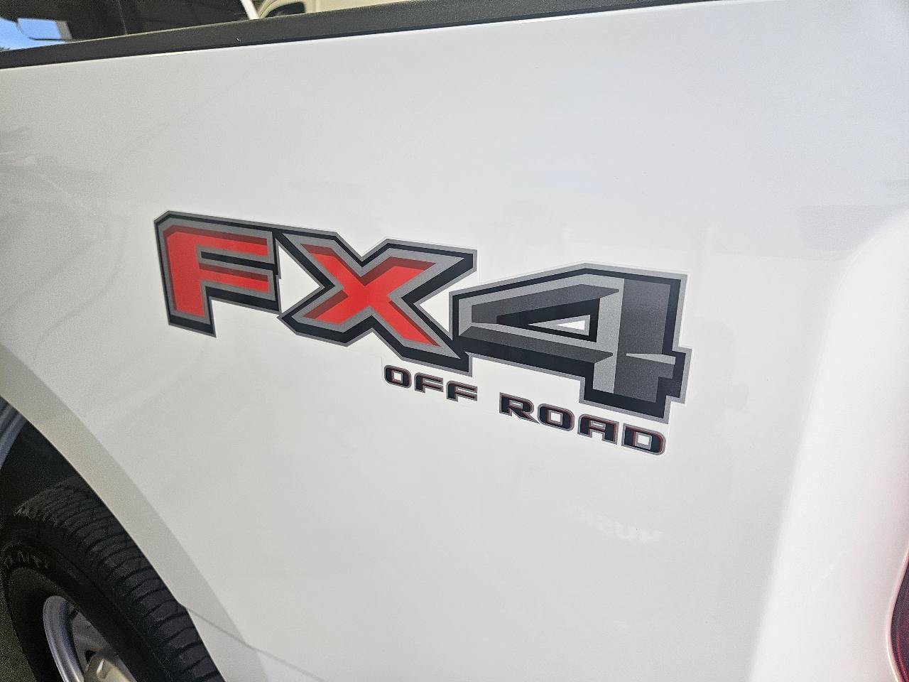 Used 2025 Ford F250 XL w/ FX4 Off-Road Package AWD/4WD image 10