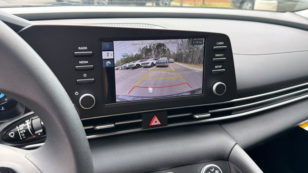 New 2026 Hyundai Elantra SE image 24