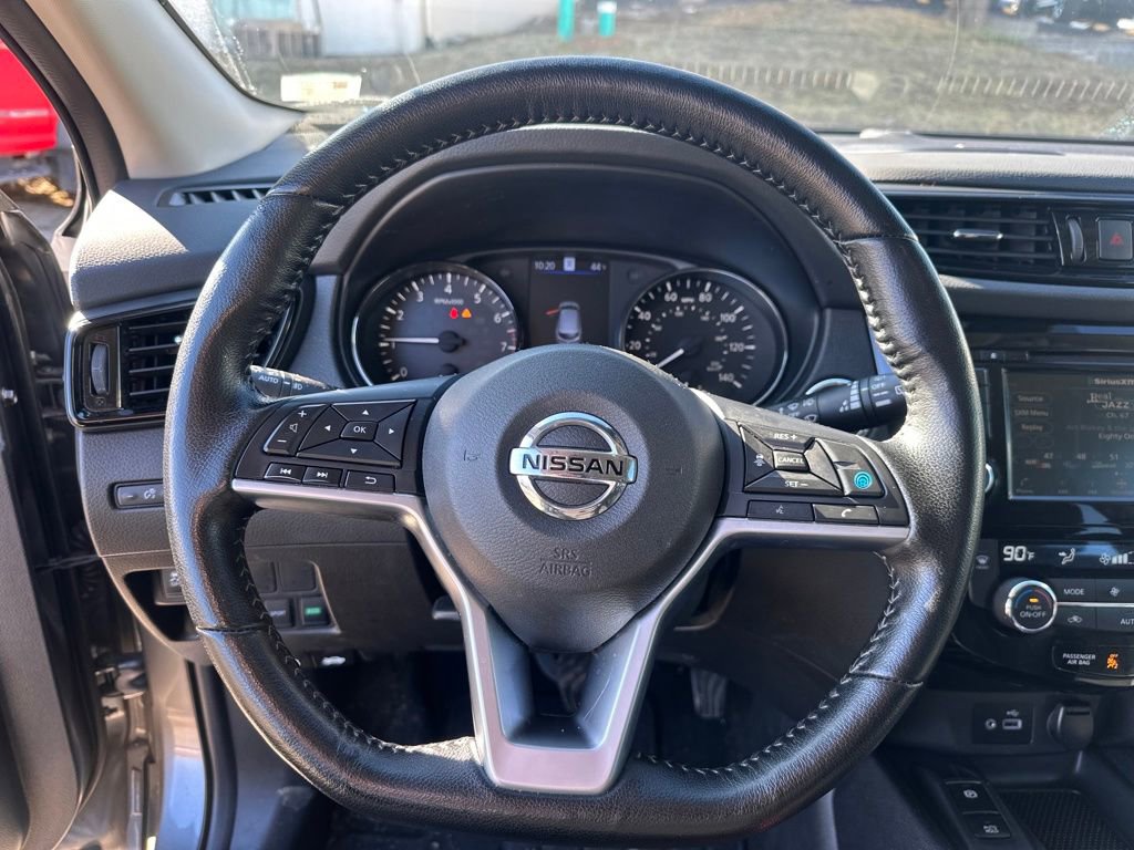 Used 2022 Nissan Rogue Sport SL w/ Premium Package image 14