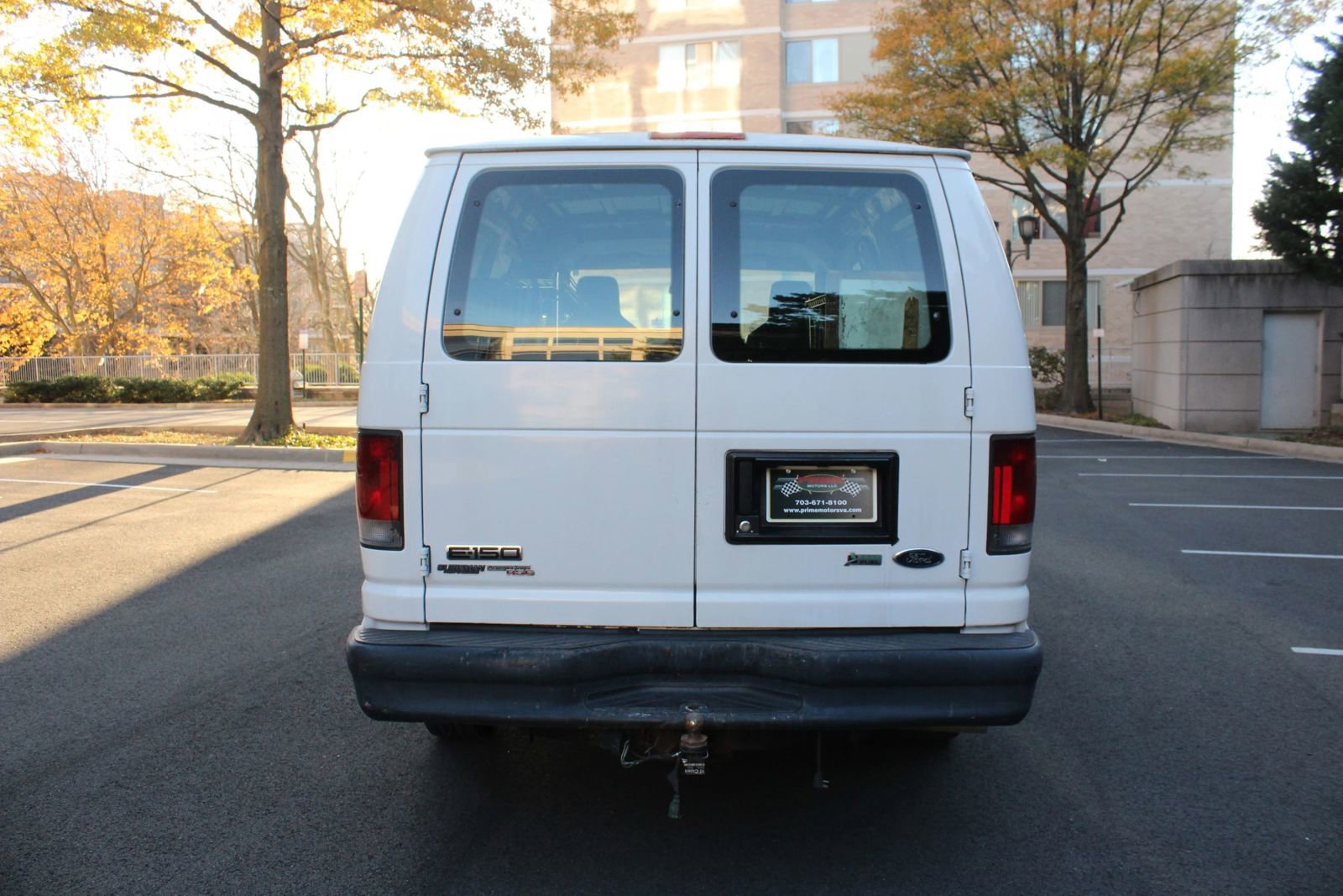 Used 2012 Ford E-150 and Econoline 150 w/ Commercial Cargo Van Pkg RWD image 12