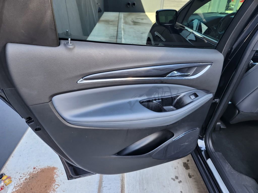 Used 2024 Buick Enclave Premium image 14