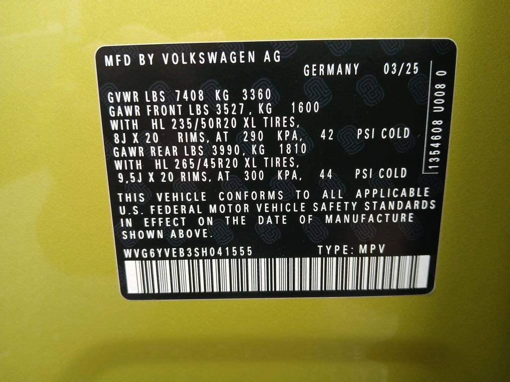 New 2025 Volkswagen ID. Buzz 1st Edition image 30